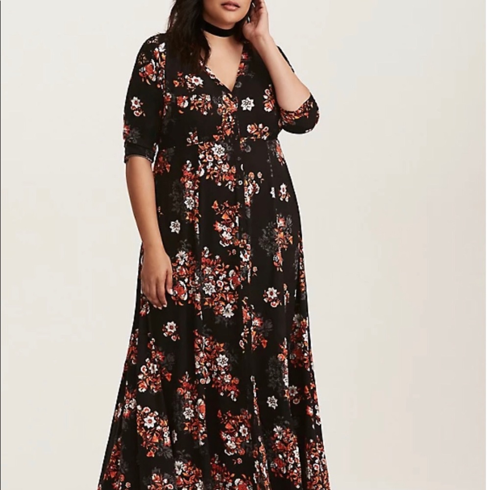 TORRID Floral Print Crochet Button Down Maxi Dress 00
